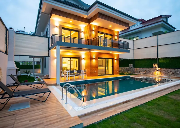 Tuna Villa *
