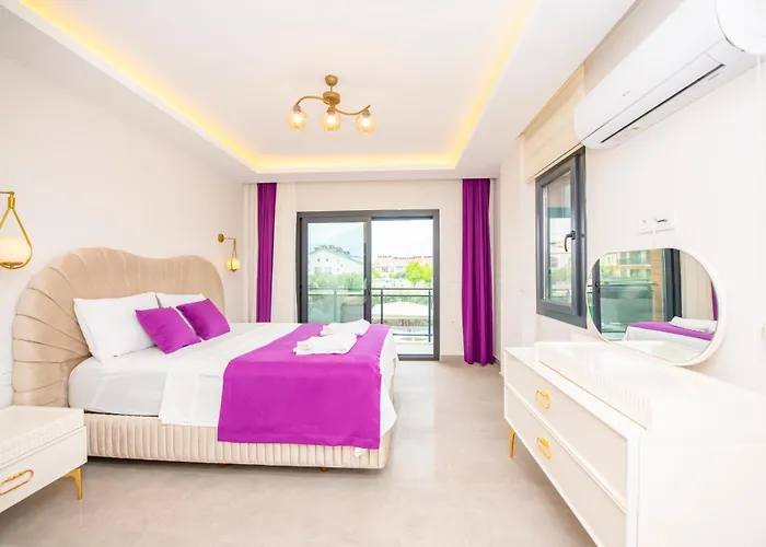 Tuna Villa