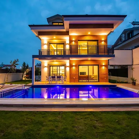 Tuna 빌라 페티예